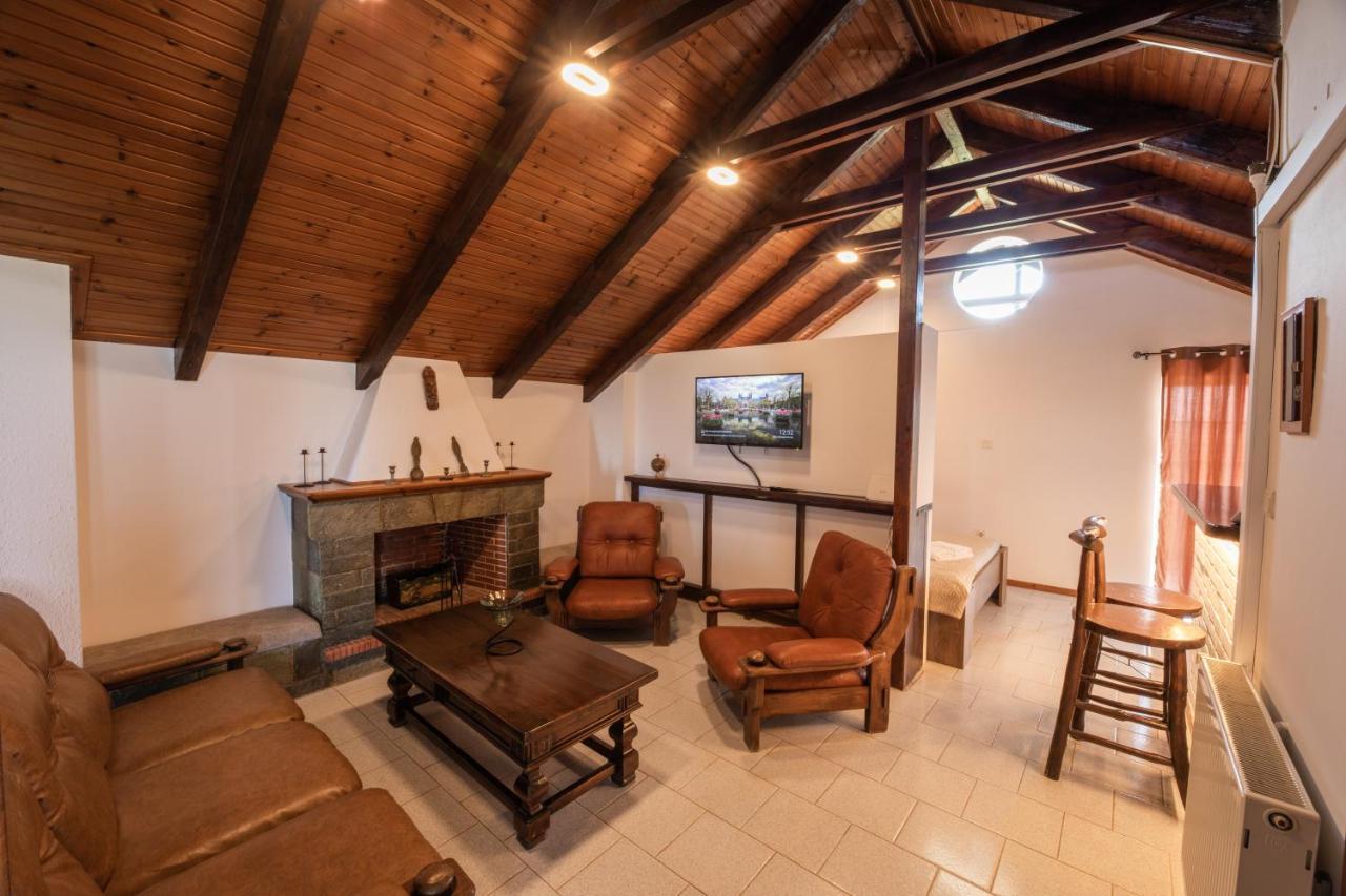 Villa Georgina B&B 卡塔科隆 外观 照片