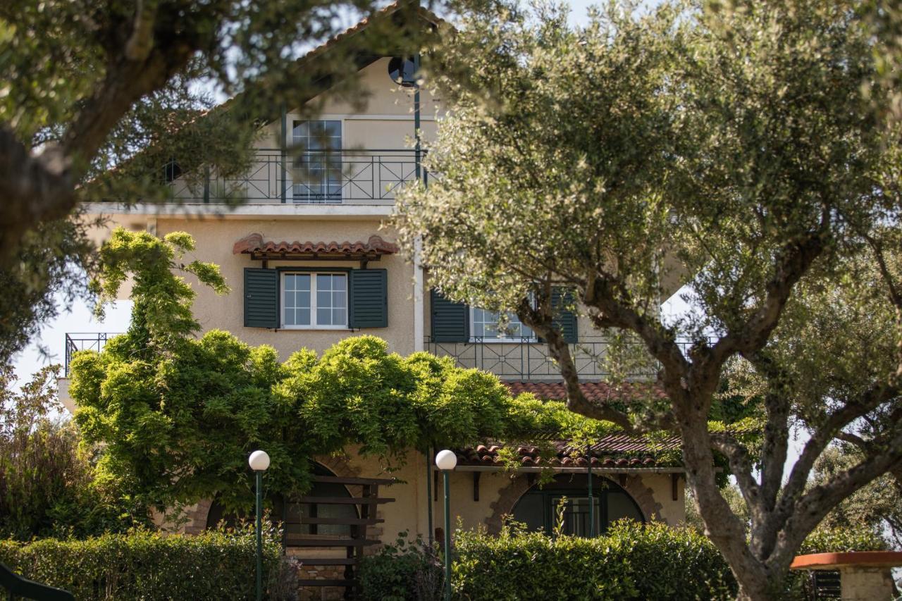 Villa Georgina B&B 卡塔科隆 外观 照片